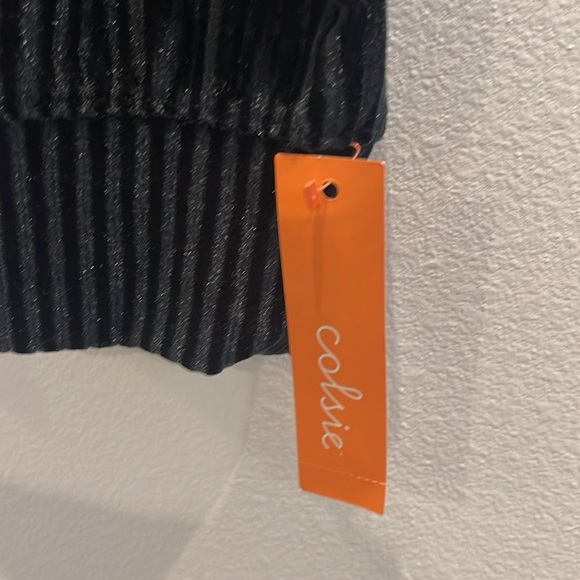 NWT Colsie Hoodie Velvet Ribbed Zip-up Hooded Sweatshirt Black size L - Picture 4 of 6